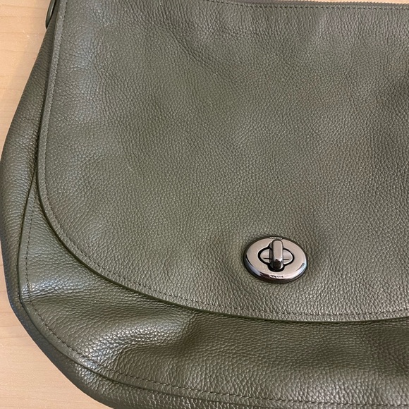 COACH TURNLOCK LEATHER HOBO BAG - Picture 3 of 12